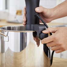 Cooking capacity - medium volume water resistant perfect cooking every time cook while away home